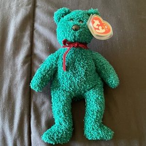 2001 Holiday Teddy beanie baby